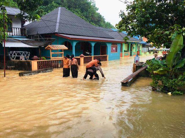 Luapan Sungai Bentayan Rendam Tiga Desa di Tambelan