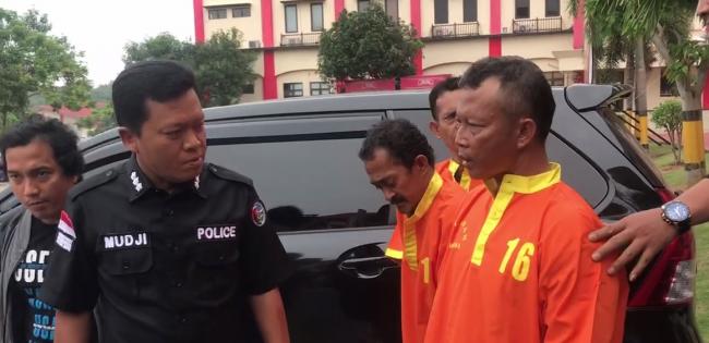 Bandar Ganja di Kampung Pelita Dikira Warga Penjual Bunga