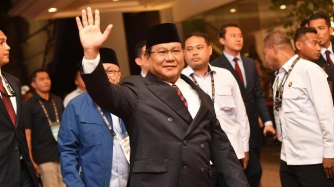 Pro-Kontra Kehadiran Detasemen Kawal Khusus Menhan Prabowo