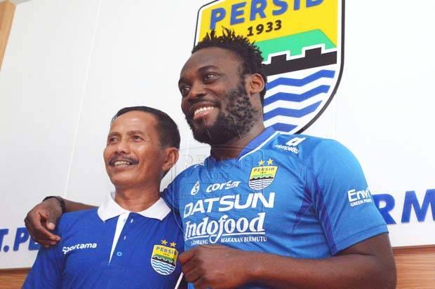 Eks Chelsea, Michael Essien Resmi Perkuat Persib Bandung
