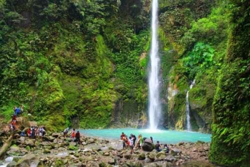 Air Terjun Dua Warna Sibolangit Tewaskan 17 Mahasiswa?