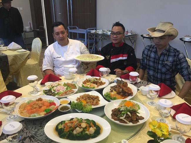 Aston Hotel Sajikan Berbagai Macam Kuliner Imlek dan Valentine