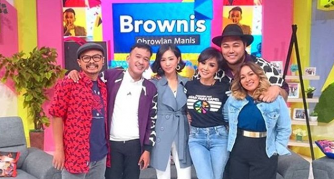Begini Reaksi Yuni Shara dan Bunga Zainal Lihat Foto Raffi Ahmad