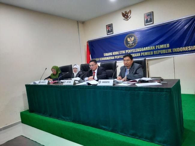 Sidang Etik Pemilu oleh DKPP Hari Ini Sempat Molor