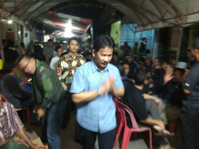 Malam Ini, Wali Kota Rudi Melayat ke Rumah Marlon Brando Siahaan