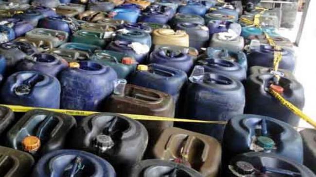 Kapal Pengangkut 10 Ribu Liter Solar Ilegal Ditangkap di Senayang