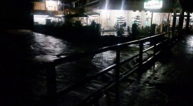 Banjir Landa Solok, 3.207 Jiwa Terdampak Satu Orang Meninggal Dunia