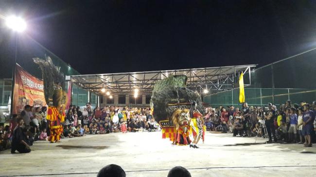 Penampilan Reog Ponorogo Semarakkan Malam Minggu di Dreamland Square