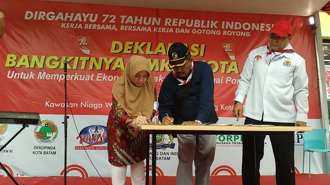 Kadin, Winner Group dan Dekopinda MoU Deklarasi Bangkitnya UMKM Batam