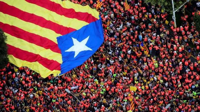 Sejuta Orang Berdemo di Barcelona Serukan Kemerdekaan Catalonia
