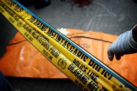 Wanita Hamil Tewas Ditabrak Taksi Warna Kuning di Bukit Daeng