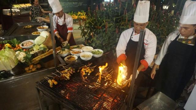 Travelodge Batam Tawarkan BBQ Rp 149 Ribu Bisa Makan Sepuasanya