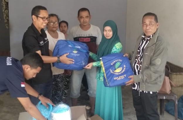 Dinsos Lingga Salurkan Bantuan untuk Korban Kebakaran di Singkep