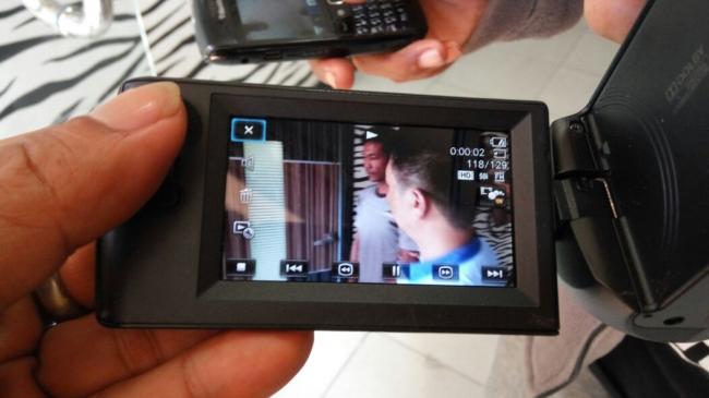 Polisi Ringkus Pelaku Pemalsu Uang Dolar Singapura 
