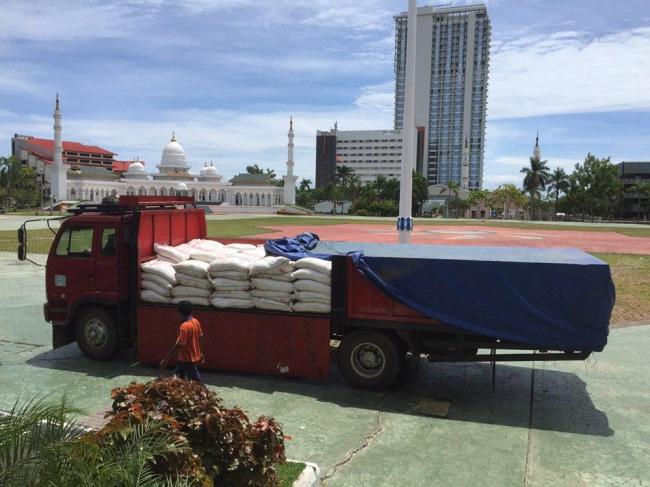 12,5 Ton Gula Tangkapan Bea Cukai Dihibahkan untuk Sembako Warga Batam