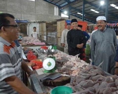 Harga Daging Ayam Dua Kali Naik Bulan Ini di Kijang