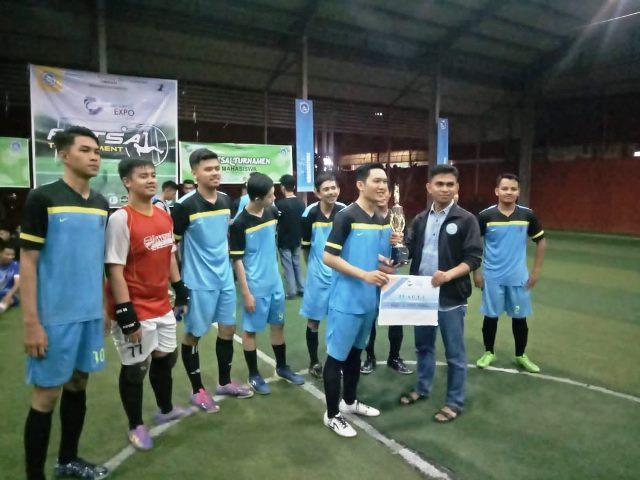 STIE Pembangunan Tanjungpinang Kampiun Turnamen Futsal Antarprodi