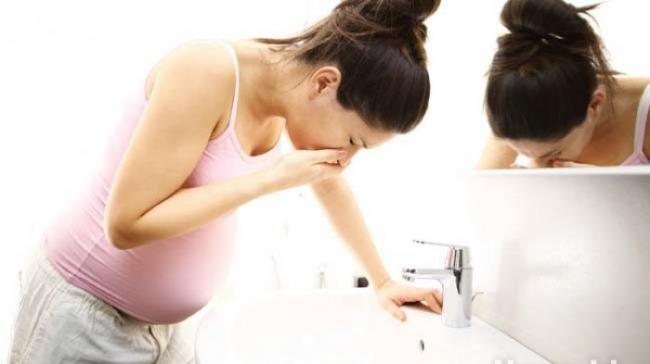 Benarkah Morning Sickness Parah Menandakan Janin di Kandungan Perempuan?