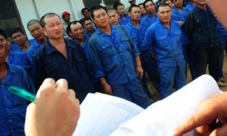 TKA Cina dan Pekerja Lokal Bentrok di Kendari