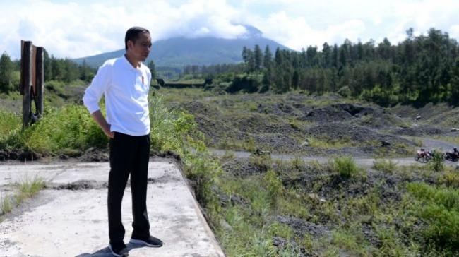 Mitos Presiden Lengser Kalau Kunjungi Kediri, Ramai #JokowiTakutKediri