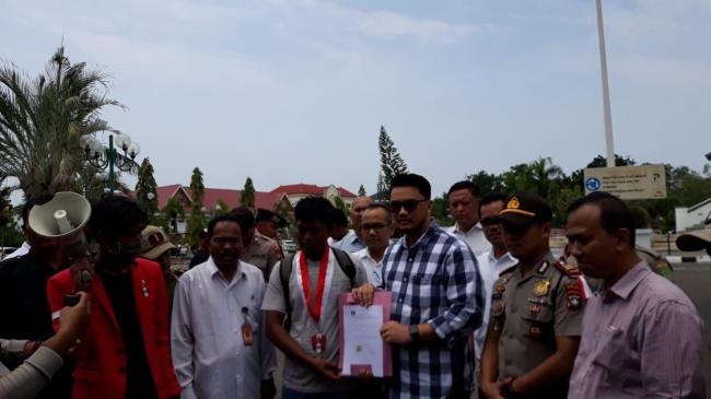 Polisi Periksa Mahasiswa Bawa Peluru saat Aksi di DPRD Batam