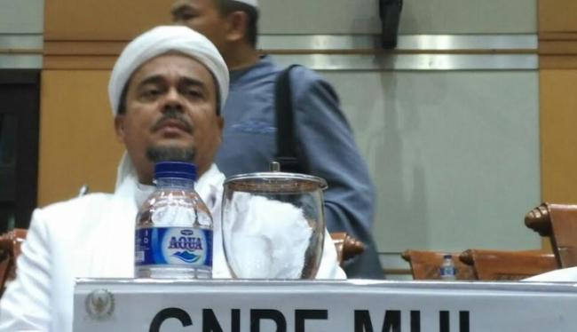 Habib Rizieq Dijemput Polisi dan Intelijen Arab Saudi