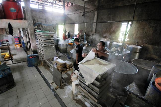 Geliat Industri Tahu Tradisional di Kota Batam