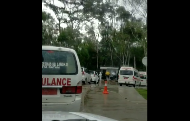 Viral Video Antrean Ambulans di RSKI Galang
