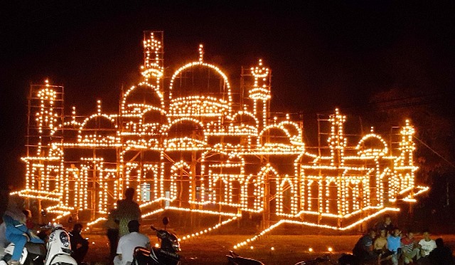 Bupati Izinkan Festival Lampu Colok Tetap Digelar di Meranti