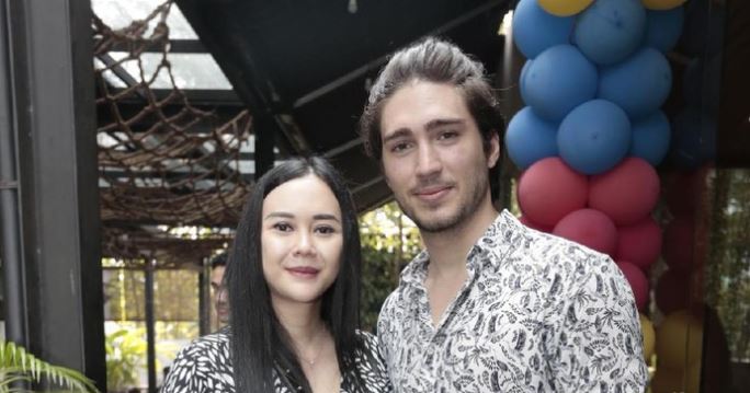 Cerai dari Aura Kasih, Eryck Amaral Tulis Pesan Menyentuh untuk Sang Anak