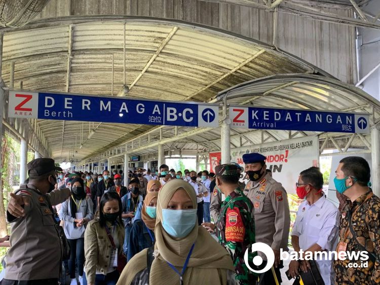 Menhub Siapkan Kapal Subsidi Pulangkan TKI ke Daerah Asal