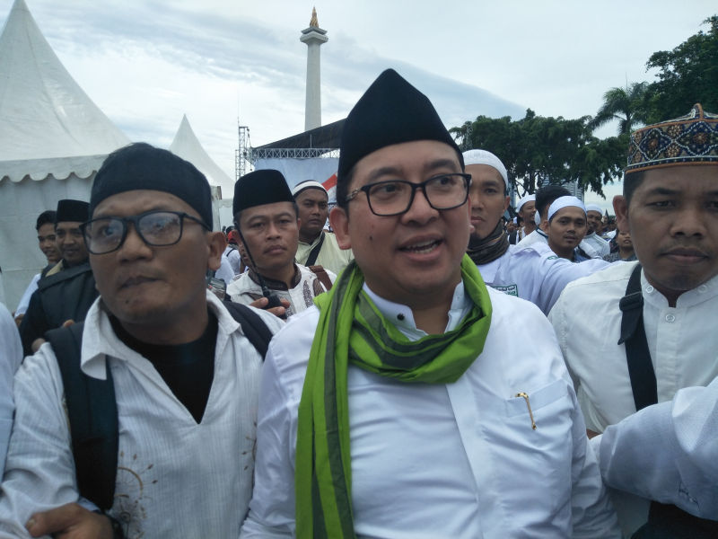 Ustaz Tengku Zulkarnain di Mata Fadli Zon