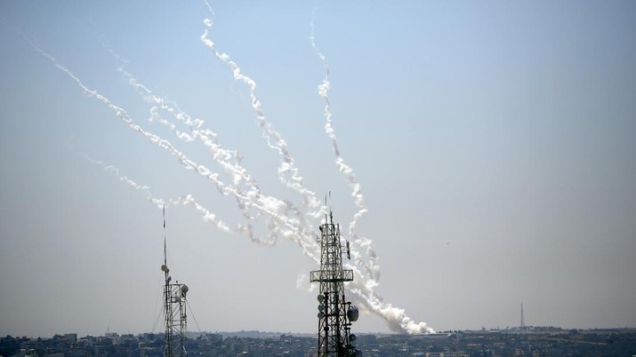 Neraka Jalur Gaza, Saling Balas Serang Roket Israel-Palestina