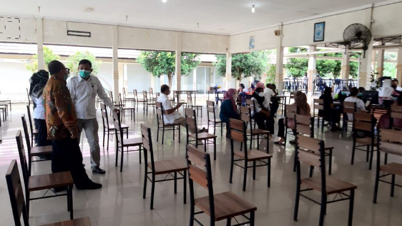 Jokowi Datang, Kedai Kopi di Bintan Disulap Jadi Tempat Vaksinasi