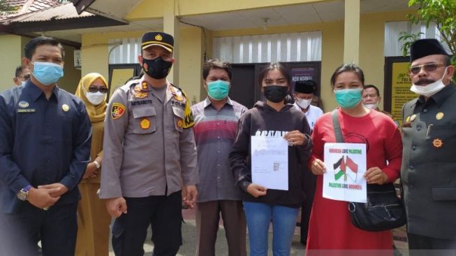 Pelajar SMA Ini Dikeluarkan dari Sekolah Gara-gara Hina Palestina di TikTok