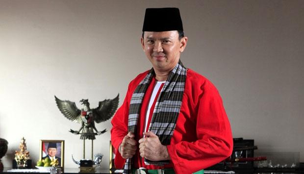 Ahok Tulis Ucapan Maaf Lahir Bathin dari Balik Sel Mako Brimob