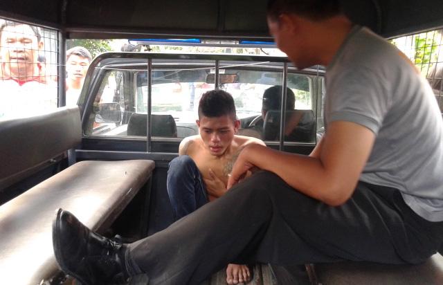 Hantu Ini Ditangkap Pemilik Motor