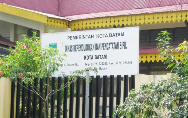 Mengurus Akta Lahir Hingga Nikah Kini Cukup di Kantor Kecamatan