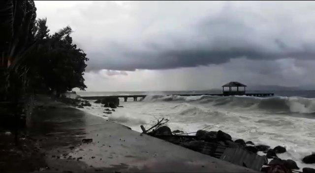 Video: Dahsyatnya Gelombang Tinggi Terjang Anambas
