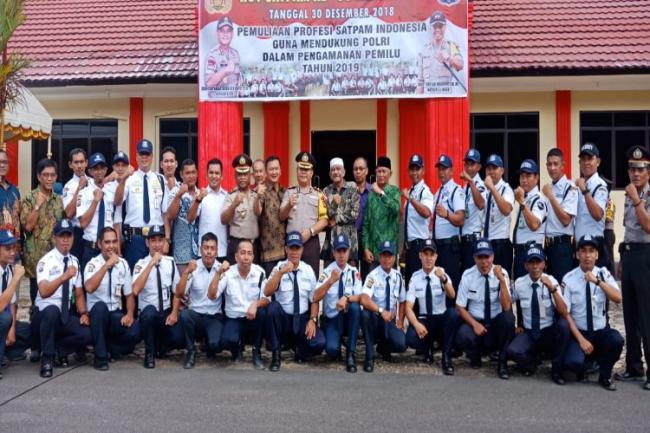 Wakapolres Lingga Ajak Satpam Dukung Polisi Jaga Keamanan Pemilu