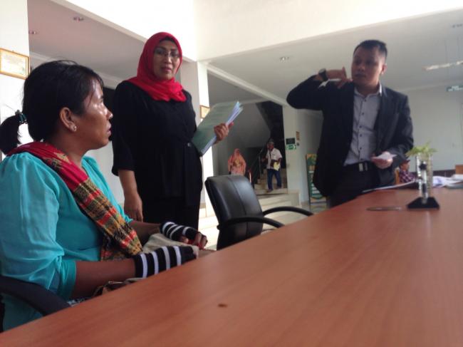 Ibu Ini Transfer Rp 1,5 Juta Setelah Ditelepon Seseorang Ngaku Ketua PN Batam