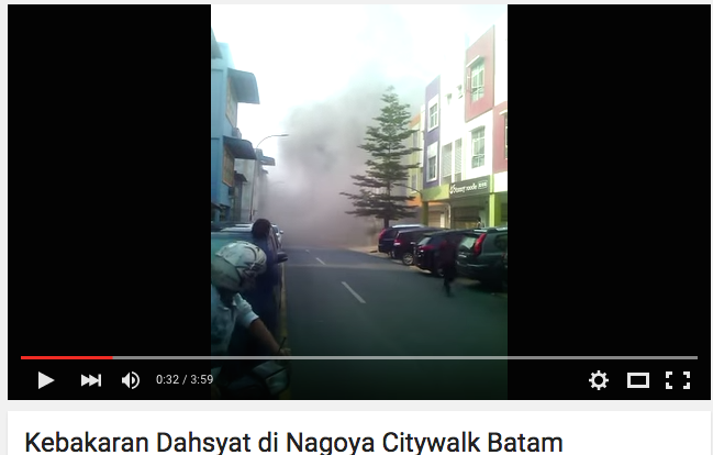 [VIDEO] Kebakaran Dahsyat di Bak Kut Teh Nagoya Citywalk Batam