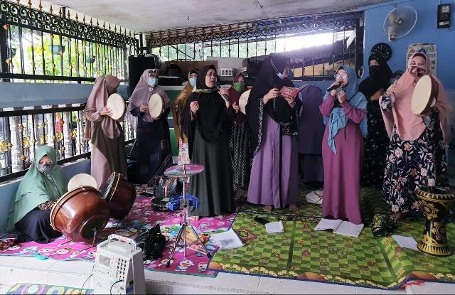 Alunan Salawat Sambut Kedatangan Marlin di Happy Garden
