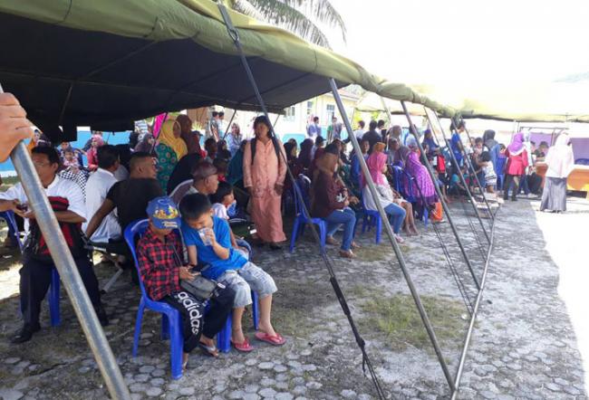 Ribuan Warga Anambas Serbu Lokasi Pengobatan Gratis TNI 