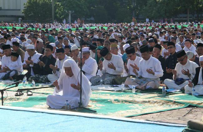 Momen Idul Fitri, Wako Rudi Ajak Warga Batam Saling Menghargai 