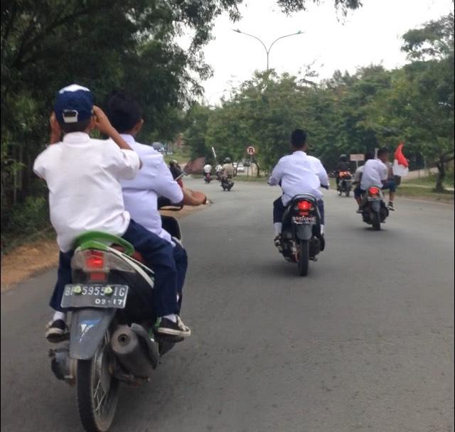 Usai Upacara, Sejumlah Pelajar Gelar Aksi Konvoi Ugal-ugalan di Depan Kodim