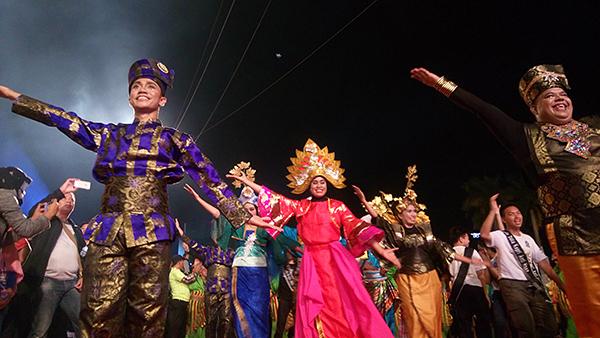 Viral, Batam Menari 2018 Beri Efek Kejut Bagi Pariwisata Batam