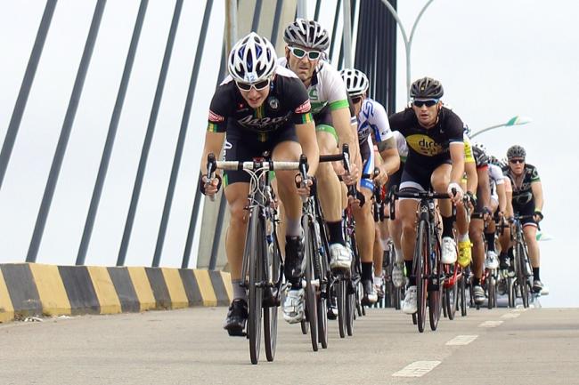 500 Pesepeda dari 36 Negara Berpacu di "Tour de Barelang 2017"