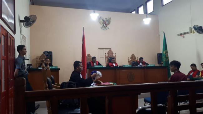 Sidang Penganiayaan, Pengusaha Karimun Billy Beda Kesaksian dengan Korban 