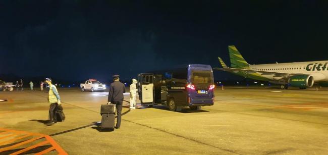 Pilot dan Pramugari Pesawat Carter India Dikarantina di RS Khusus Corona Batam